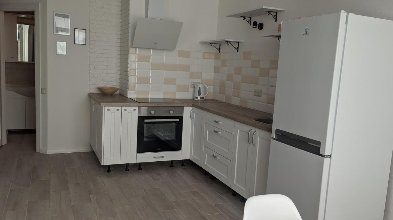 Квартира Кадорр Бассейная Apt Odeassa Basseinaya Lejlighed Odessa Eksteriør billede