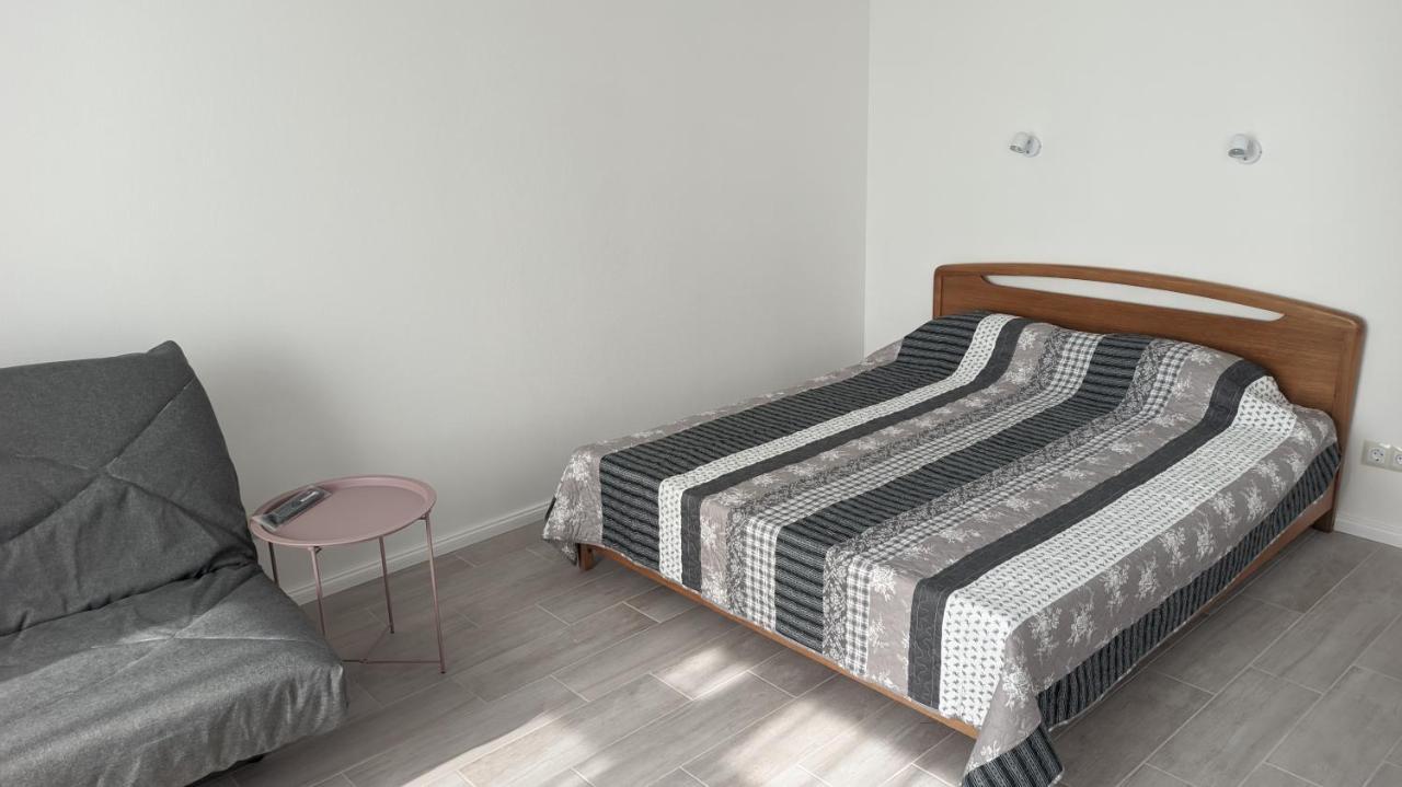 Квартира Кадорр Бассейная Apt Odeassa Basseinaya Lejlighed Odessa Eksteriør billede
